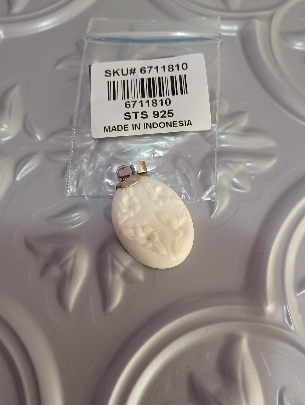 BALI GODDESS Carved White Floral Carved Oval Pendant Necklace
